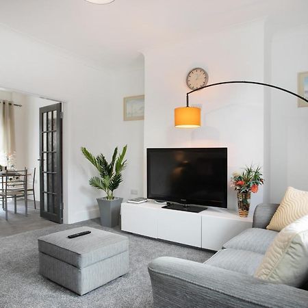 Villa Cudworth House, Barnsley For Contractors & Families, Free Parking, High Speed Wifi Etc Esterno foto