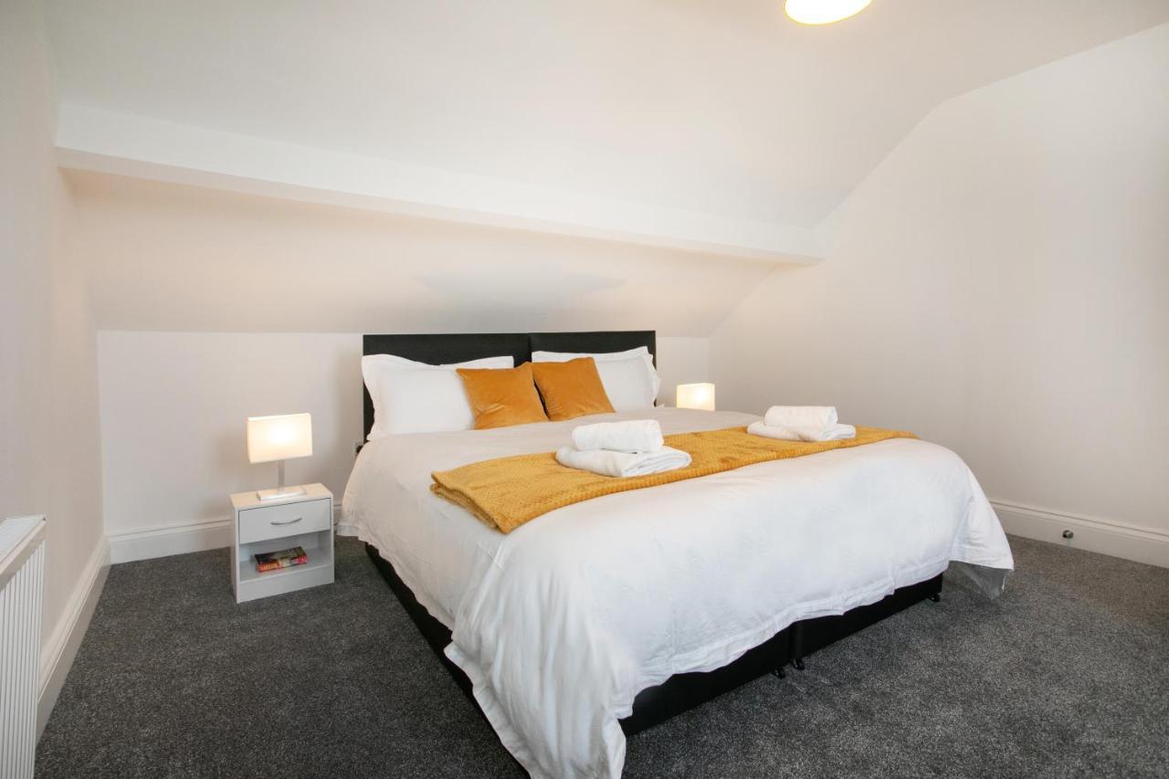 Villa Cudworth House, Barnsley For Contractors & Families, Free Parking, High Speed Wifi Etc Esterno foto