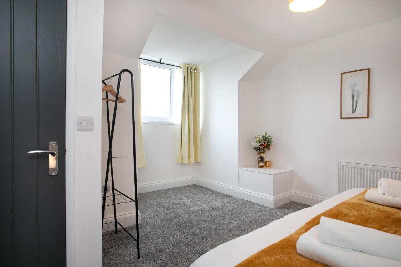 Villa Cudworth House, Barnsley For Contractors & Families, Free Parking, High Speed Wifi Etc Esterno foto