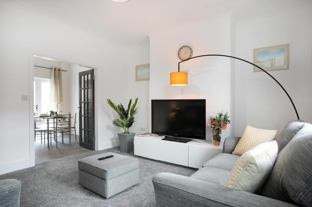 Villa Cudworth House, Barnsley For Contractors & Families, Free Parking, High Speed Wifi Etc Esterno foto