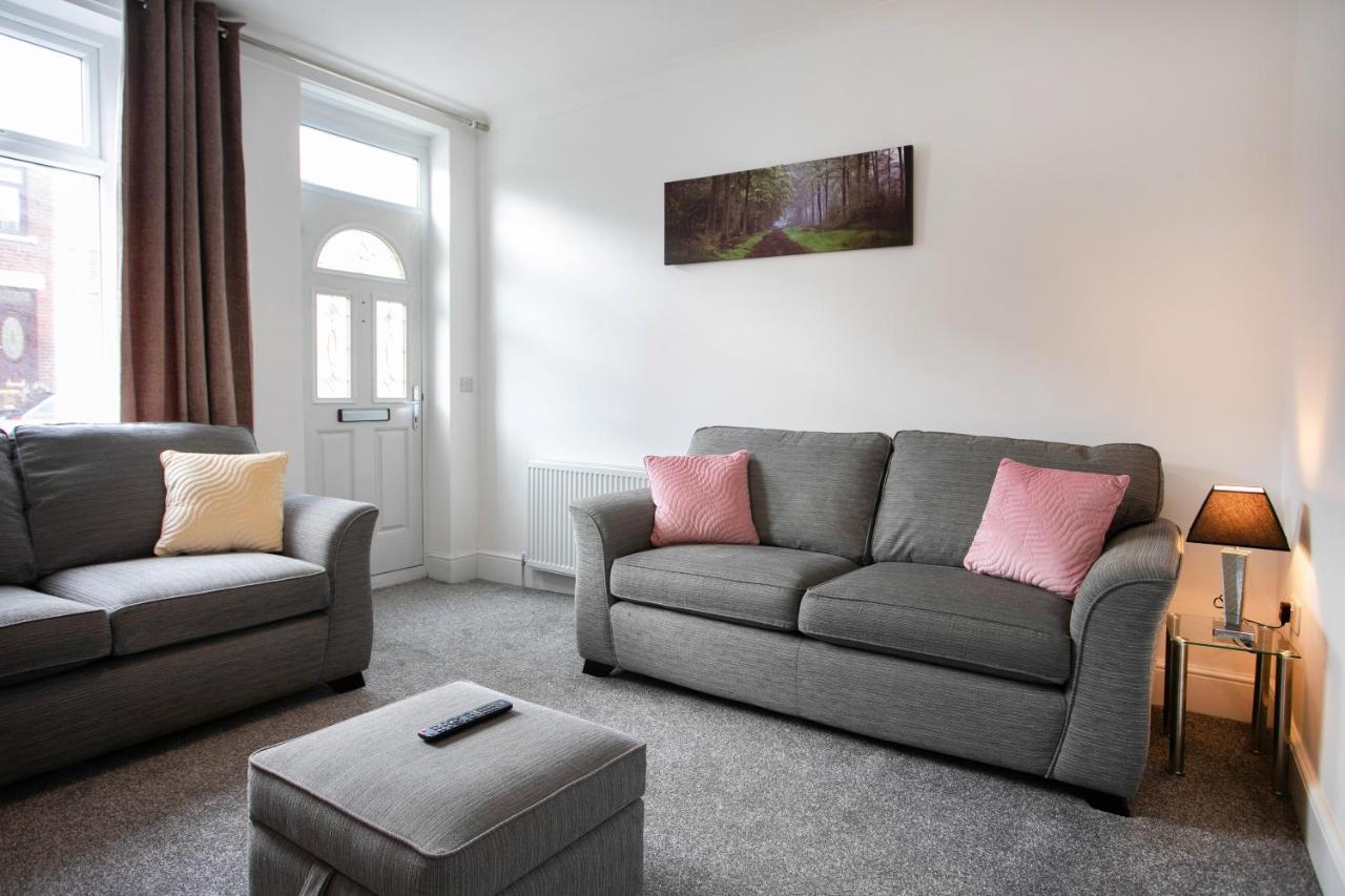 Villa Cudworth House, Barnsley For Contractors & Families, Free Parking, High Speed Wifi Etc Esterno foto