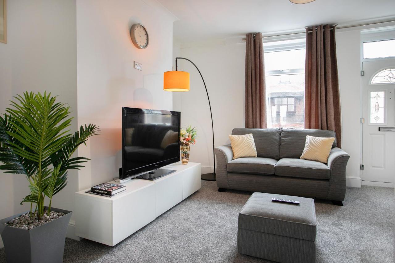 Villa Cudworth House, Barnsley For Contractors & Families, Free Parking, High Speed Wifi Etc Esterno foto