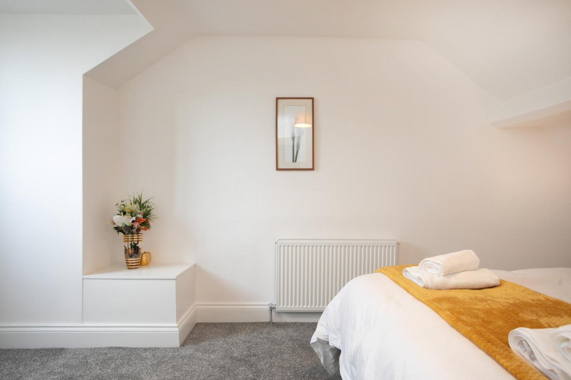 Villa Cudworth House, Barnsley For Contractors & Families, Free Parking, High Speed Wifi Etc Esterno foto